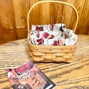 Longaberger 2002 Small Berry Handwoven Basket, Berry Liner, Plastic, Booklet
